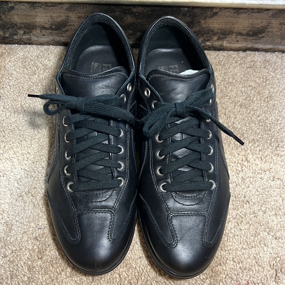Ferragamo Sz 7.5 TV $500